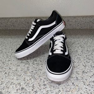 Vans Old Skool Shoes black suede